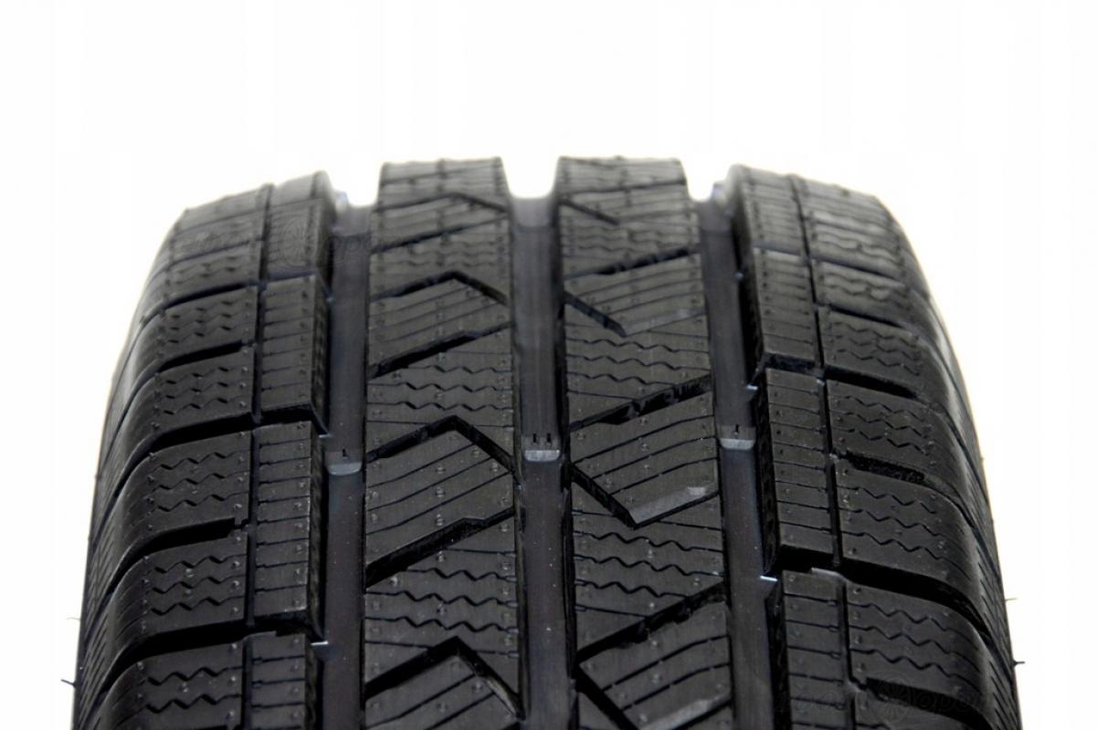 Laufenn i Fit Van LY31 195/70 R15 104/102R