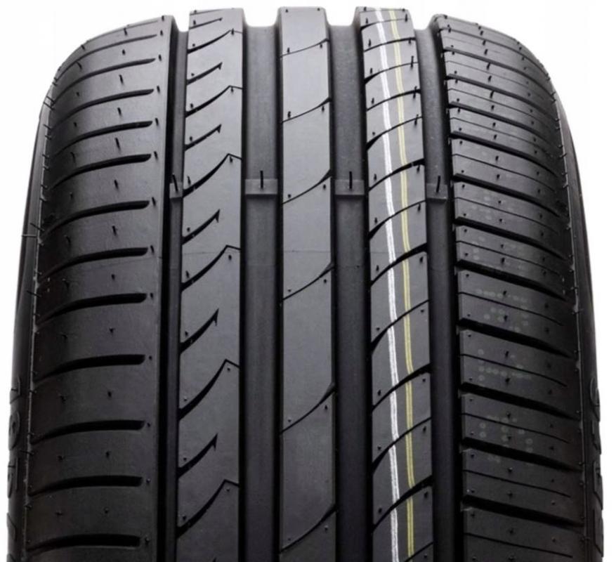 Tracmax X PRIVILO TX-3 235/50 R17 100 W