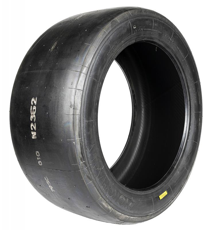Yokohama A005 300/680 R18  