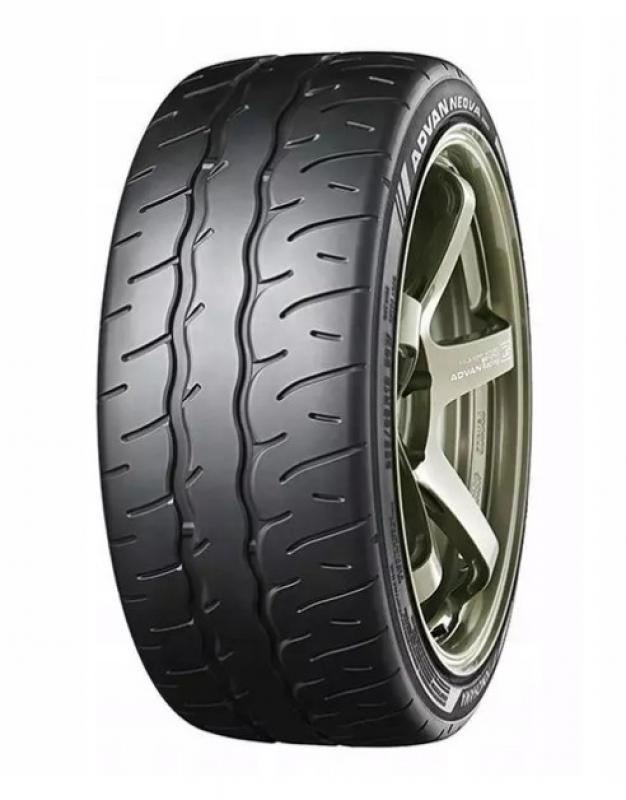 Yokohama AD09 305/30 R19 102 W