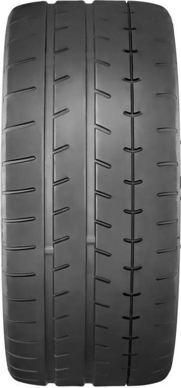 Yokohama Advan A052 235/45 R18 98Y