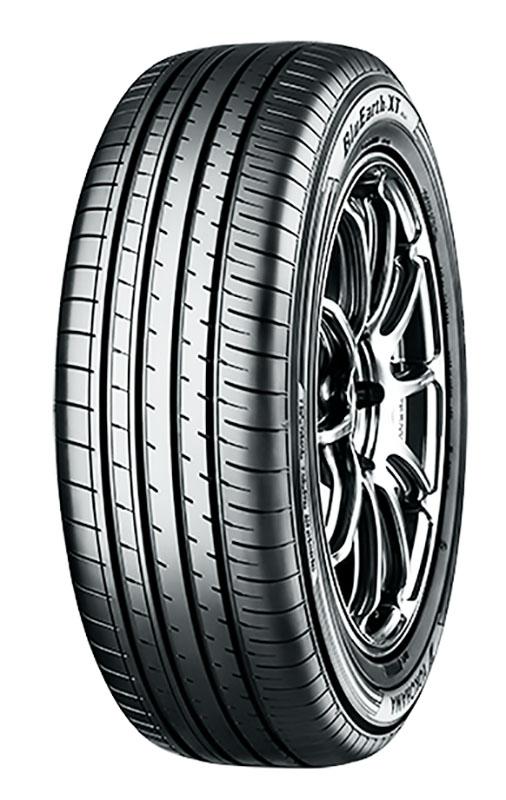 Yokohama AE61 235/55 R19 105V